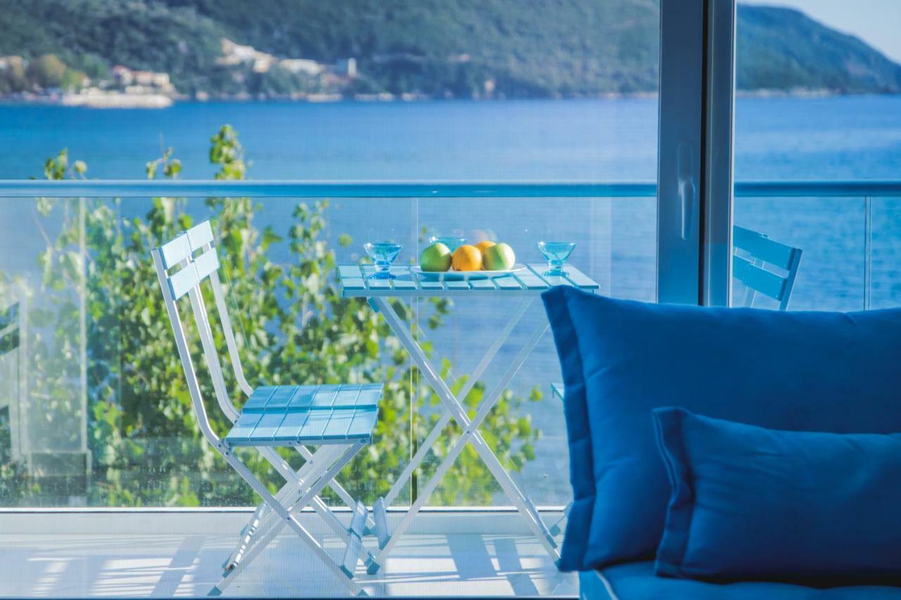 Seafront Luxury With Amazing View